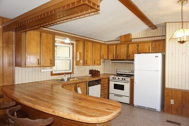 556 Central St unit 78, Leominster, MA 01453 - photo 5