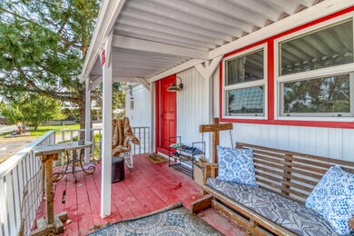 Porch - Exterior