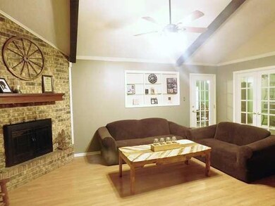 212 Dawn Dr, Pineville, LA 71360 - photo 2