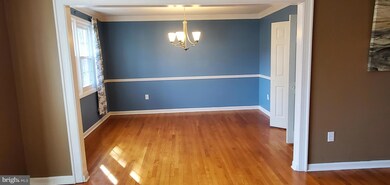 2521 Farrier Ln, Reston, VA 20191 - photo 5