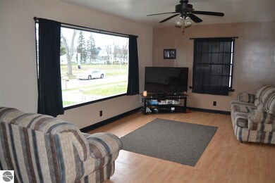 Bright and cheerful living room with extra large p