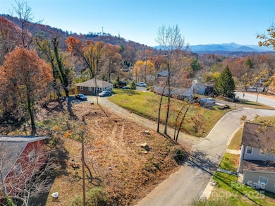 225 S Beaumont St, Asheville, NC 28801 - photo 7