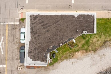 Flat Roof (Good Condition)