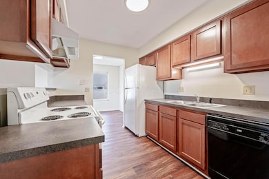 5268 Captains Ct, Columbus, OH 43220 - photo 7