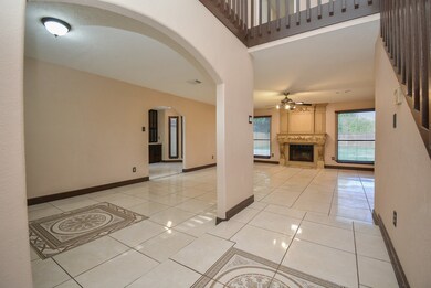 7230 Battle Hills Dr, Houston, TX 77040 - photo 6