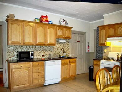 118 Sutton St, Providence, RI 02903 - photo 2
