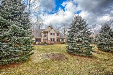 106 Copperwood Ct, Saylorsburg, PA 18353 - photo 2