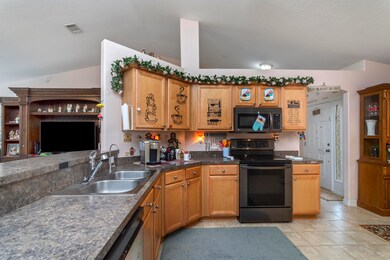 Kitchen 2