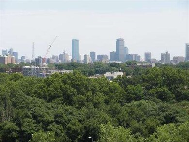 Horizon East unit 709, Watertown, MA 02472 - photo 2