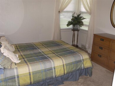 103 Michigan St E, Three Oaks, MI 49128 - photo 3