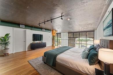 The Renoir Lofts unit 210, Houston, TX 77019 - photo 4