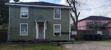 4410 Engleford St, Houston, TX 77026 - photo 6