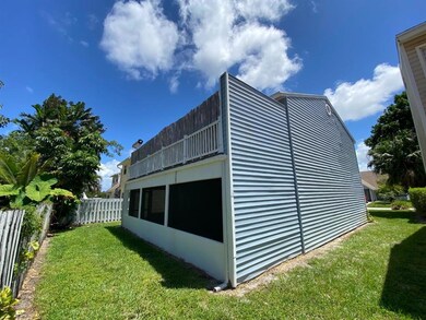 2835 Black Pine Ct, Lake Worth, FL 33462 - photo 3