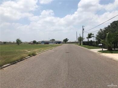 4304 Adare St, Mercedes, TX 78570 - photo 2