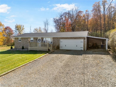 4230 Cloverhill St SW, Canton, OH 44706 - photo 4