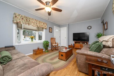 35 Brown Dr, Trenton, NJ 08690 - photo 6