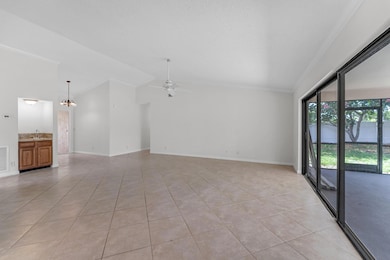 2600 SW 23rd Cranbrook Dr, Boynton Beach, FL 33436 - photo 6