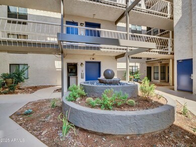 5122 N 31st Way unit 221, Phoenix, AZ 85016 - photo 6