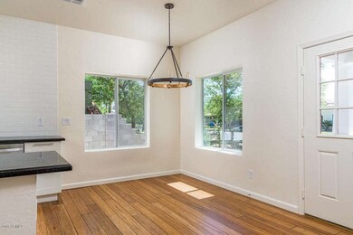 1550 E Cheery Lynn Rd, Phoenix, AZ 85014 - photo 5