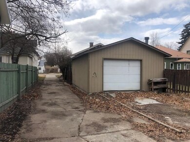 717 2nd Ave - 5