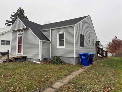 827 1st Ave NE, Oelwein, IA 50662 - photo 7