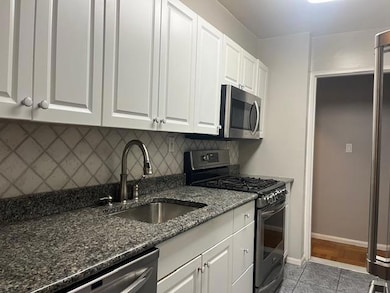 Lindenwood Village Section B Coop unit 1K, Howard Beach, NY 11414 - photo 4