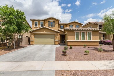 3 CAR GARAGE