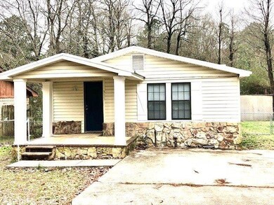 313 Madison Dr, Texarkana, TX 75501 - photo 2