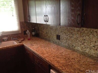 Rear Unit features updated Kitchen w/Granite count
