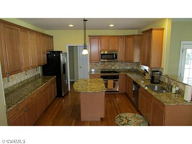 Kitchen - Large kitchen with center island.  Beaut