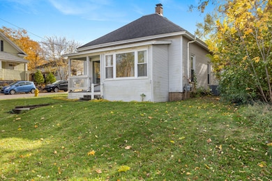 536 Wright St NE, Grand Rapids, MI 49505 - photo 3