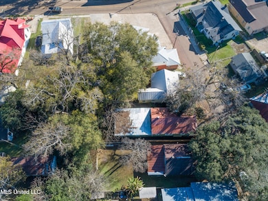 207 Saint Mary St, Natchez, MS 39120 - photo 3