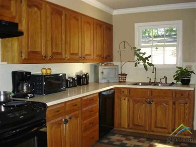 709 709 E Barbara, Tyler, TX 75701 - photo 7