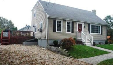 8 Vincent St, Fairhaven, MA 02719 - photo 2