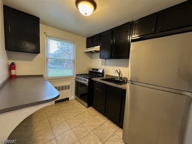 17A Carolyn Terrace unit A, Roselle, NJ 07203 - photo 4