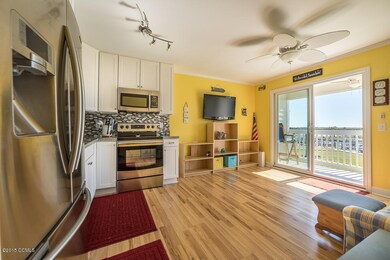 Kitchen/Living Room