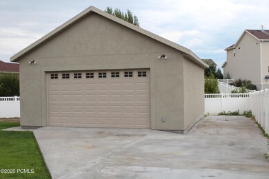 472 Christopher St Stansbury-print-004-0