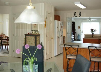 264 Park Ridge Dr, Easton, PA 18040 - photo 5