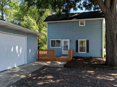 1043 N Hudson St SE, Lowell, MI 49331 - photo 5