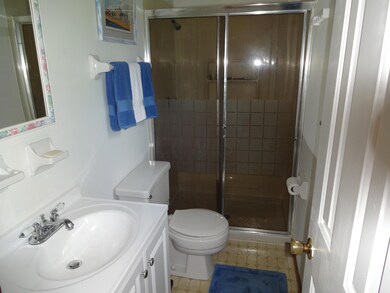 5705 Loganwood Rd, Columbus, OH 43229 - photo 7