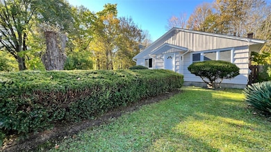 50 Spruce St, Kerhonkson, NY 12446 - photo 2