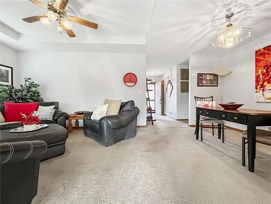 1009 SW 7th St, Lees Summit, MO 64081 - photo 4