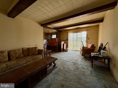 1 Warren Lodge Ct unit 2D, Cockeysville, MD 21030 - photo 2