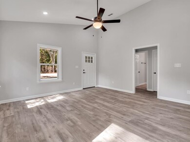 11 Montgomery Dr, Crawfordville, FL 32327 - photo 5