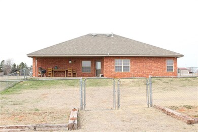 10788 N 1990 Rd, Elk City, OK 73644 - photo 2