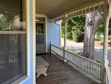 1131 W 6th St, Bloomington, IN 47404 - photo 3