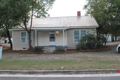 402 Cherry St W, Douglas, GA 31533 - photo 5