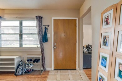 848 Jerry Ln, Bedford, TX 76022 - photo 6