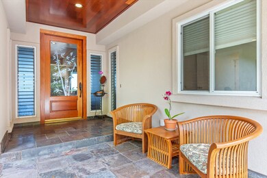 Island entry to your new home.