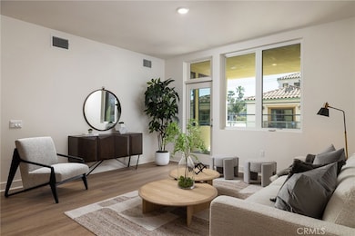 414 Main St unit 310, Huntington Beach, CA 92648 - photo 3